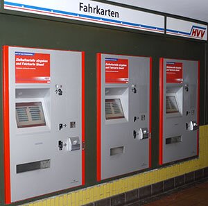 Distributeur de tickets de métro, bus tram à Hambourg