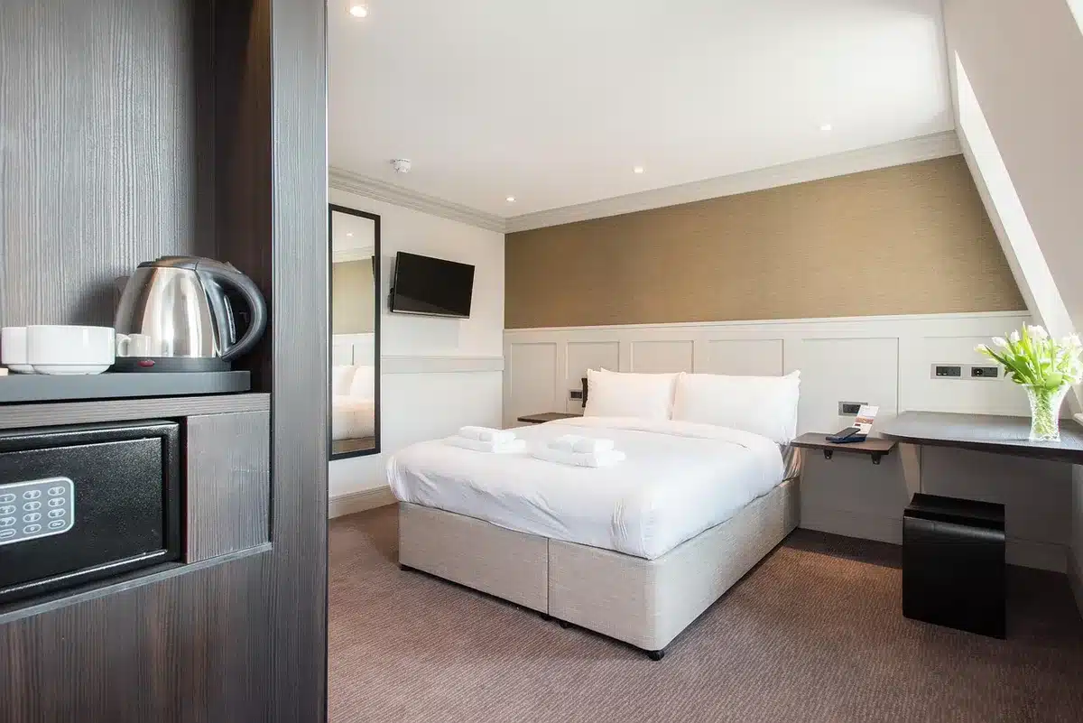 Chambre d'hôtel design et bien notée située en centre-ville